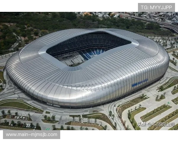 未来足球世界杯2026年举办地的城市基础设施建设与提升方案